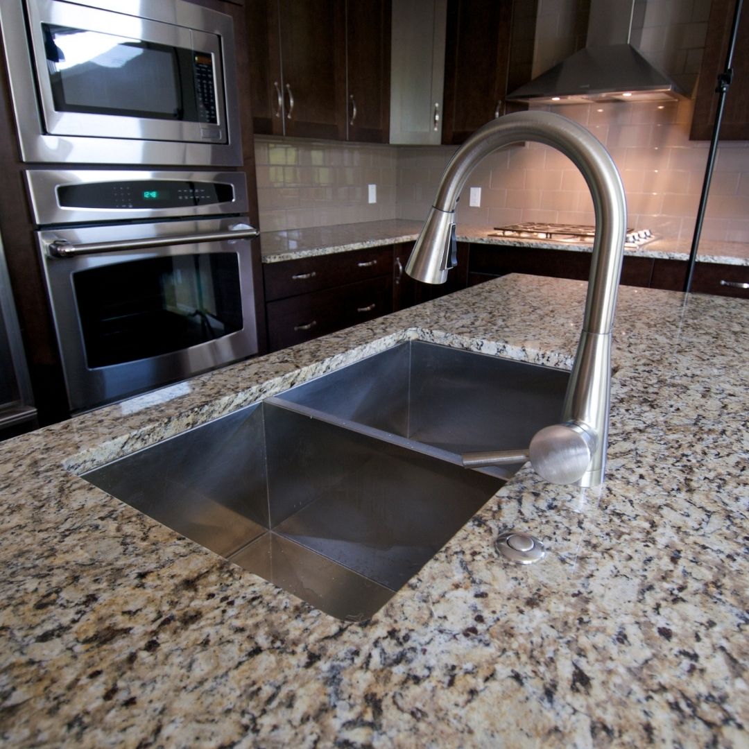 Granite Countertops Are Easy To Clean